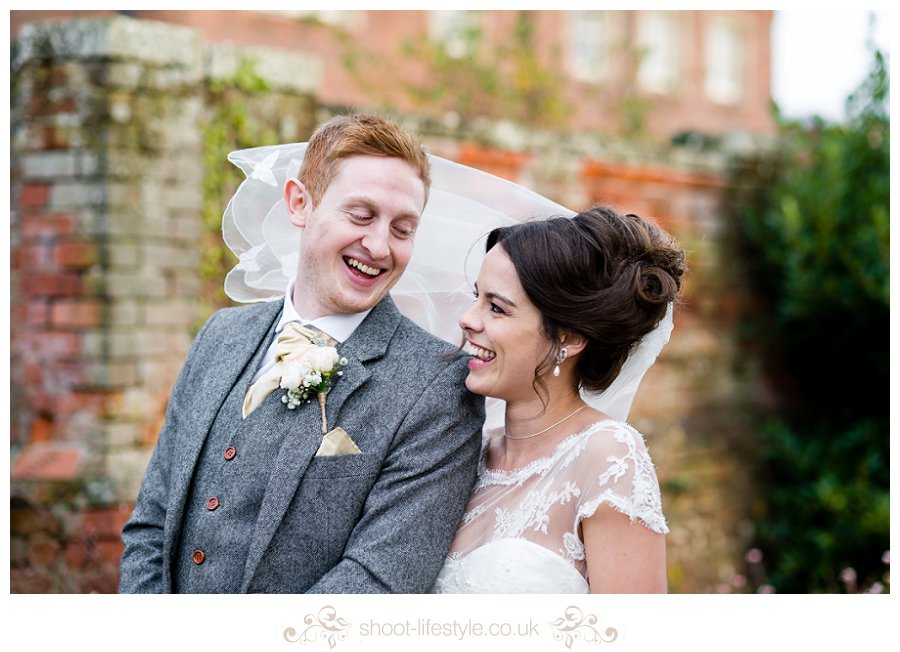 laura & joe099
